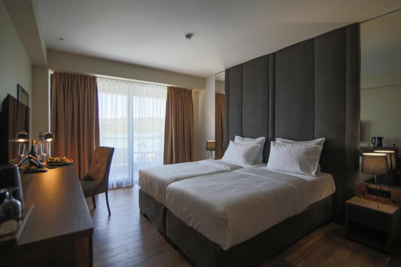 Glorius Hotel ヴェレス エクステリア 写真