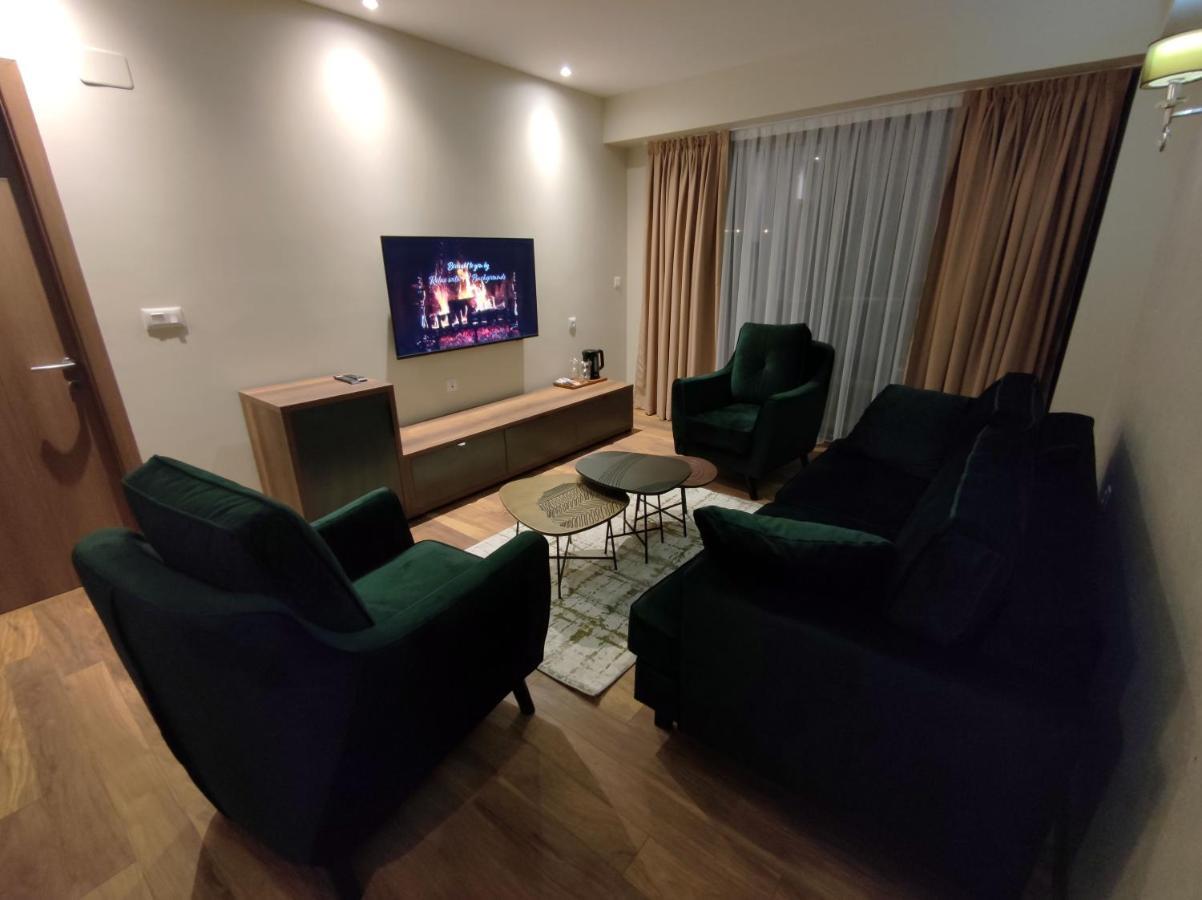 Glorius Hotel ヴェレス エクステリア 写真