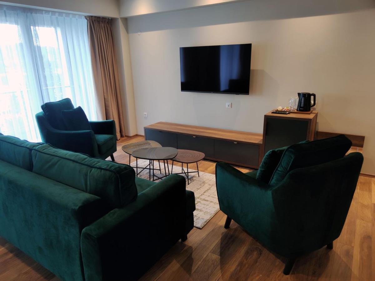Glorius Hotel ヴェレス エクステリア 写真